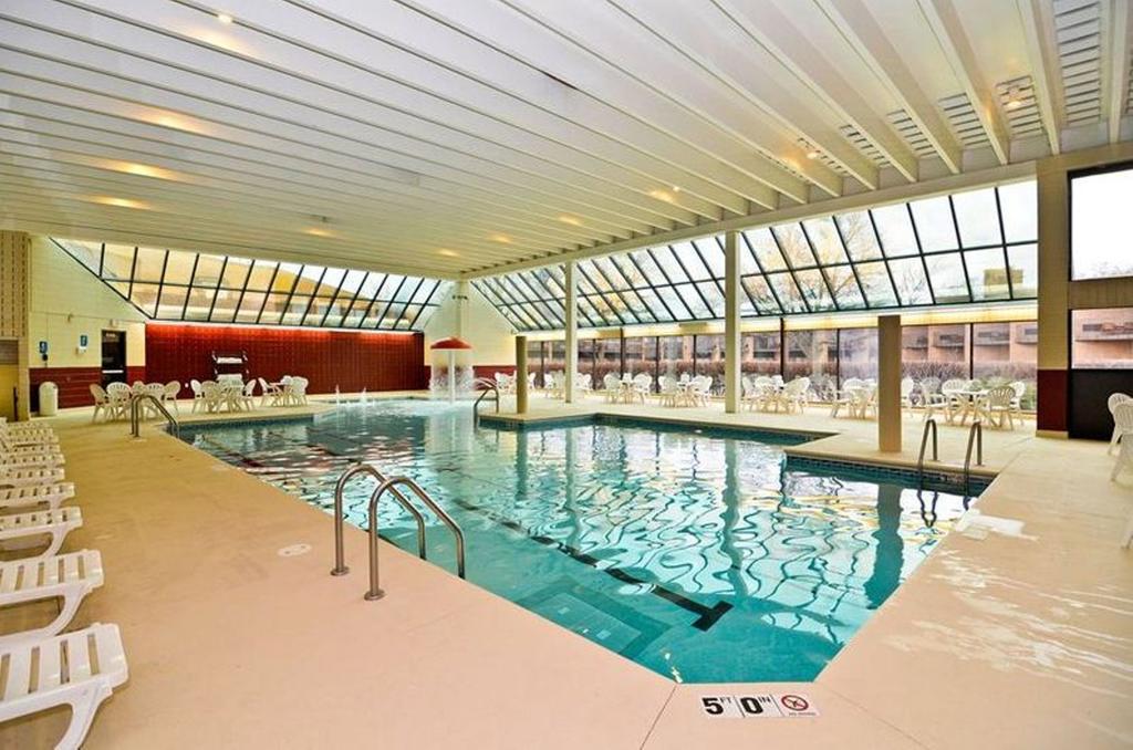 Clock Tower Resort And Conference Center - Rockford Facilidades foto